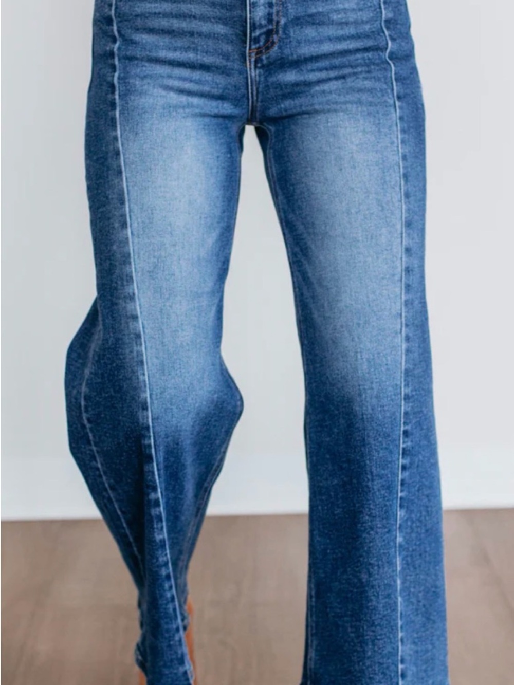 High-Rise Wide Leg Jeans in Mid Wash Blue
